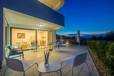 Ferienwohnung mit Pool für 6 Personen