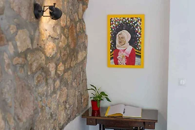 Ferienwohnung von Olivenbäumen umgeben