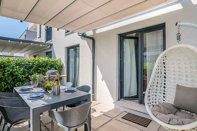 Ferienhaus mit Dachterrasse und Jacuzzi mit S