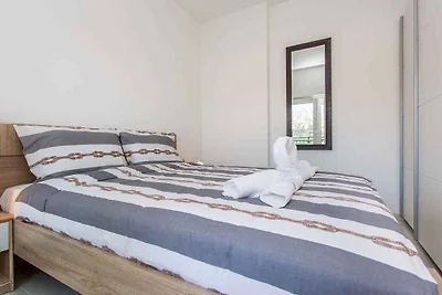 Ferienwohnung mit Klimaanlage, WLAN,