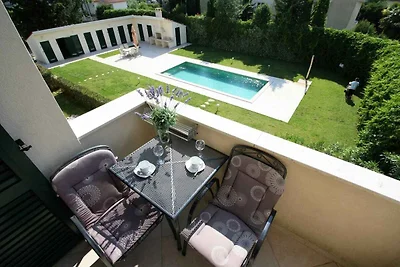 Ferienwohnung mit Klimaanlage und Pool