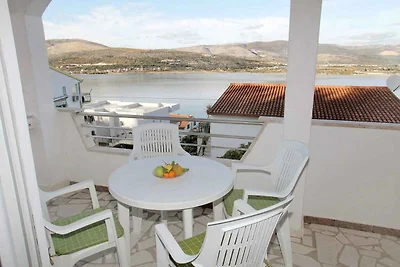 Ferienwohnung mit Balkon und Meerblick