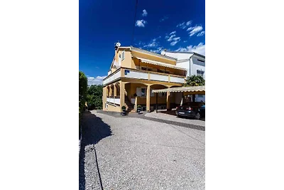 Ferienwohnung mit Terrasse und Klimaanlage