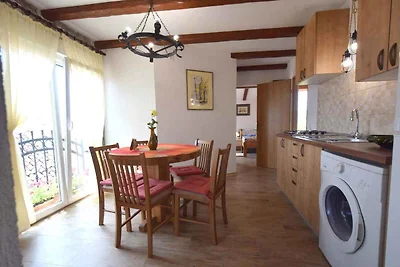 Ferienwohnung mit Balkon und Meerblick