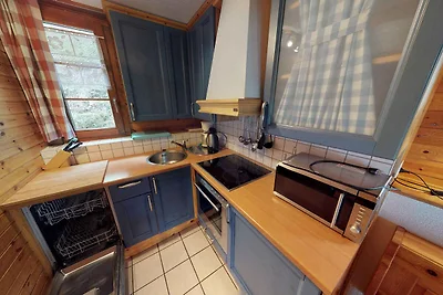 Chalet mit Balkon und Heizung