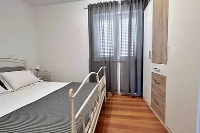 Ferienwohnung mit Balkon und Grillmöglichkeit