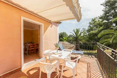 Ferienwohnung mit Schwimmbad in Meernähe