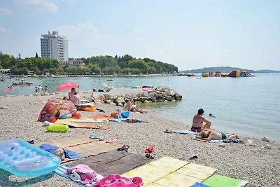 Komfortable Ferienwohnung Grgo mit Meerblick 