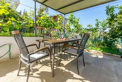 Komfortable Ferienwohnung Šimun mit Meerblick