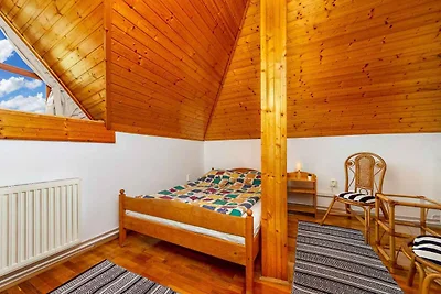 Ferienhaus mit Aussenpool und Klimaanlage
