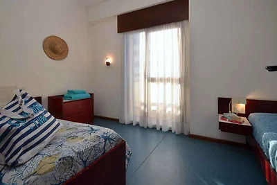 Ferienwohnung mit Balkon und Klimaanlage