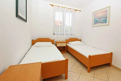 Ferienwohnung mit Klimaanlage und Terrasse