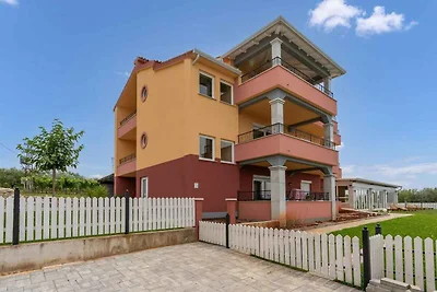 Ferienwohnung mit Klimaanlage und Pool