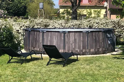 Ferienhaus mit Pool, Klimaanlage und WiFi