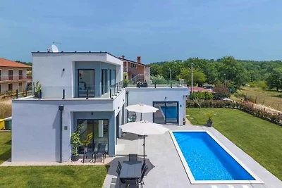 Ferienhaus mit Pool
