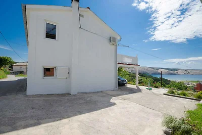 Appartamento Vacanza con famiglia Lopar