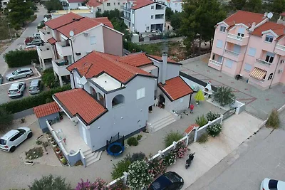 Ferienwohnung Familienfreundlich mit Klimaanl