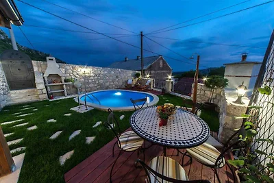 Ferienhaus mit Klimaanlage und Aussenpool