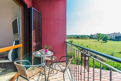 Ferienwohnung mit Pool und Terrasse