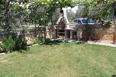 Ferienwohnung mit Grill im Garten