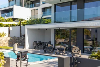 Ferienwohnung im Erdgeschoss mit Swimmingpool