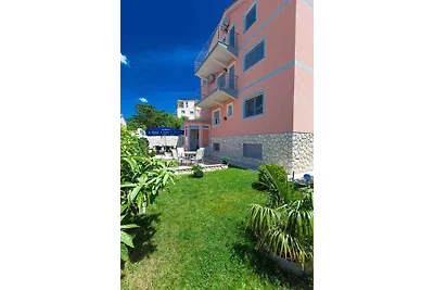 Ferienwohnung mit Terrasse und Klimaanlage