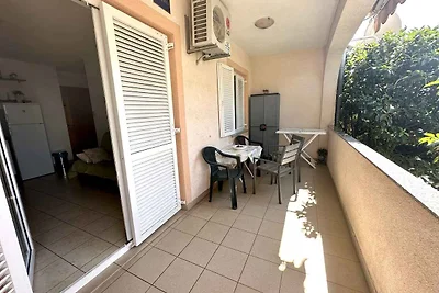 Ferienwohnung mit Terrasse und Klimaanlage
