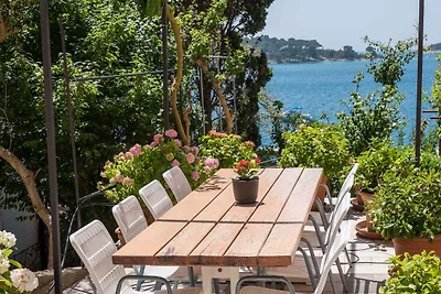 Ferienwohnung mit Balkon und Meerblick