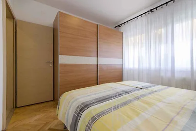 Ferienwohnung mit Balkon und Klimaanlage