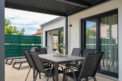 Ferienhaus mit Whirlpool, und Terrasse