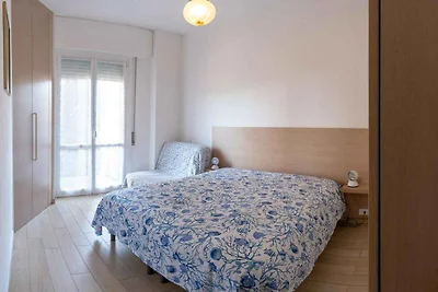 Ferienwohnung mit Klimaanlage und Balkon