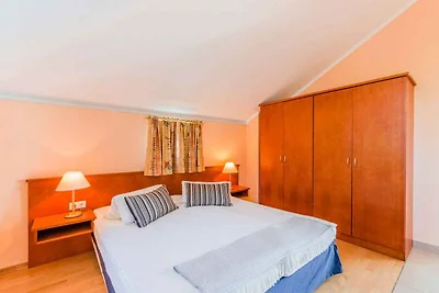 Appartamento Vacanza con famiglia Biograd na Moru