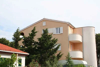 Ferienwohnung mit Balkon und Klimaanlage