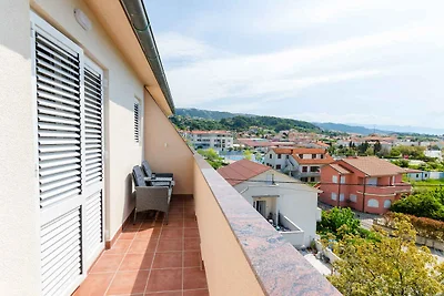 Ferienwohnung mit Klimaanlage und Balkon in