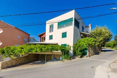 Appartamento Vacanza con famiglia Supetarska Draga
