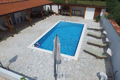 Ferienhaus mit Pool
