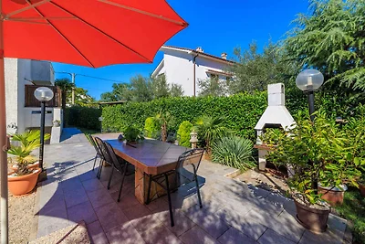 Gemütliches Studio Dragica mit Meerblick auf 