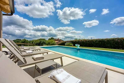 Villa mit Pool, Klimaanlage