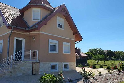 Ferienhaus mit Panorama blick und Pool