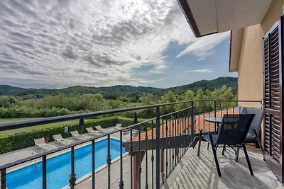 Villa mit Pool und Klimaanlage