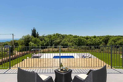 Villa mit Klimaanlage und Pool
