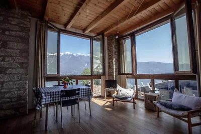 Studio rustikal eingerichtet, mit Blick auf S