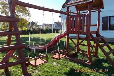 Ferienhaus mit Pool und Klimaanlage