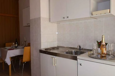 Apartment mit zwei Schlafzimmern im zweiten S