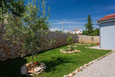 Villa Mia mit Pool in Garica