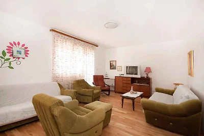 Ferienhaus mit Terrasse und Klimaanlage