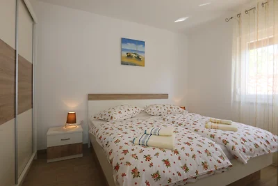 Ferienwohnung mit Terrasse und Klimaanlage