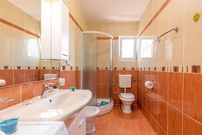 Ferienwohnung mit Balkon und Meerblick