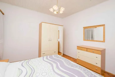 Ferienwohnung mit Terrasse und Klimaanlage