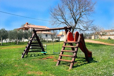 Ferienhaus mit Pool und Klimaanlage